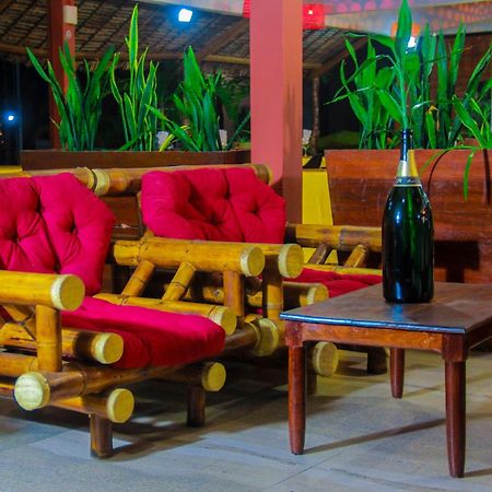 The Sanctuary Lodge Foulpointe Bagian luar foto