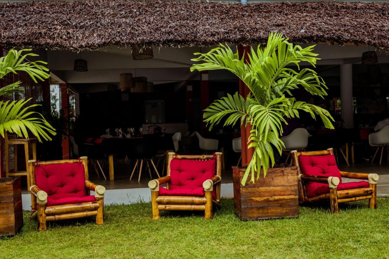 The Sanctuary Lodge Foulpointe Bagian luar foto