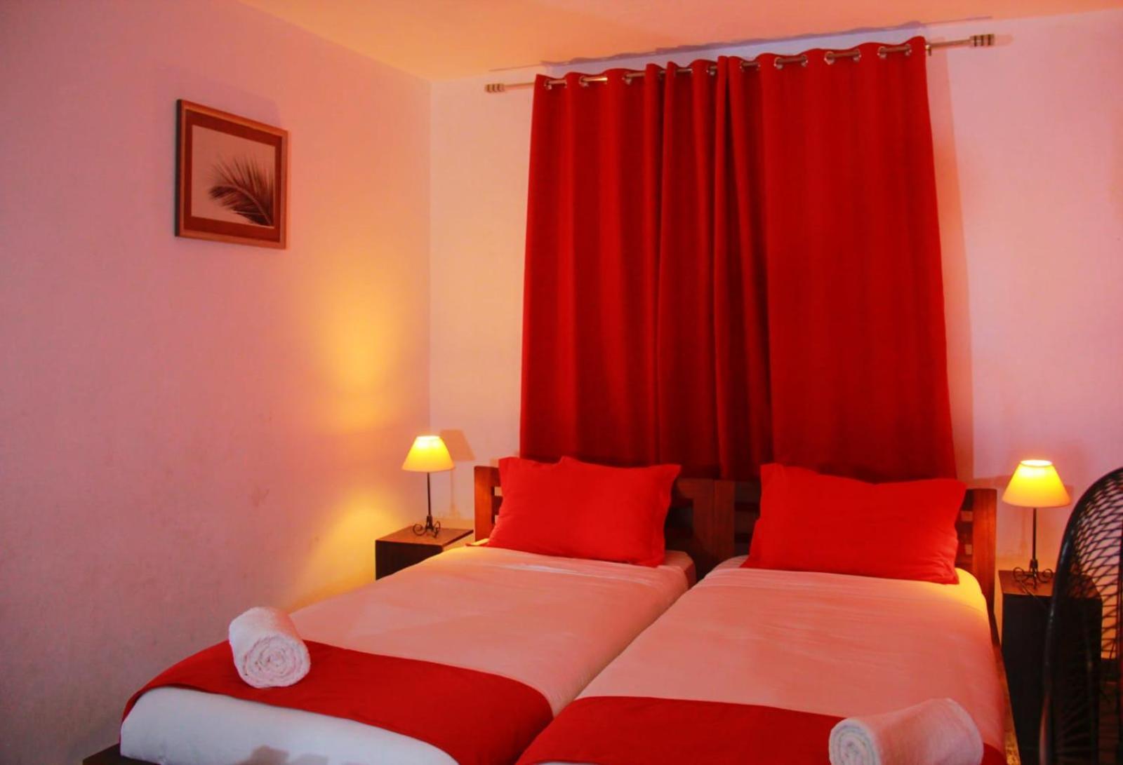 The Sanctuary Lodge Foulpointe Bagian luar foto