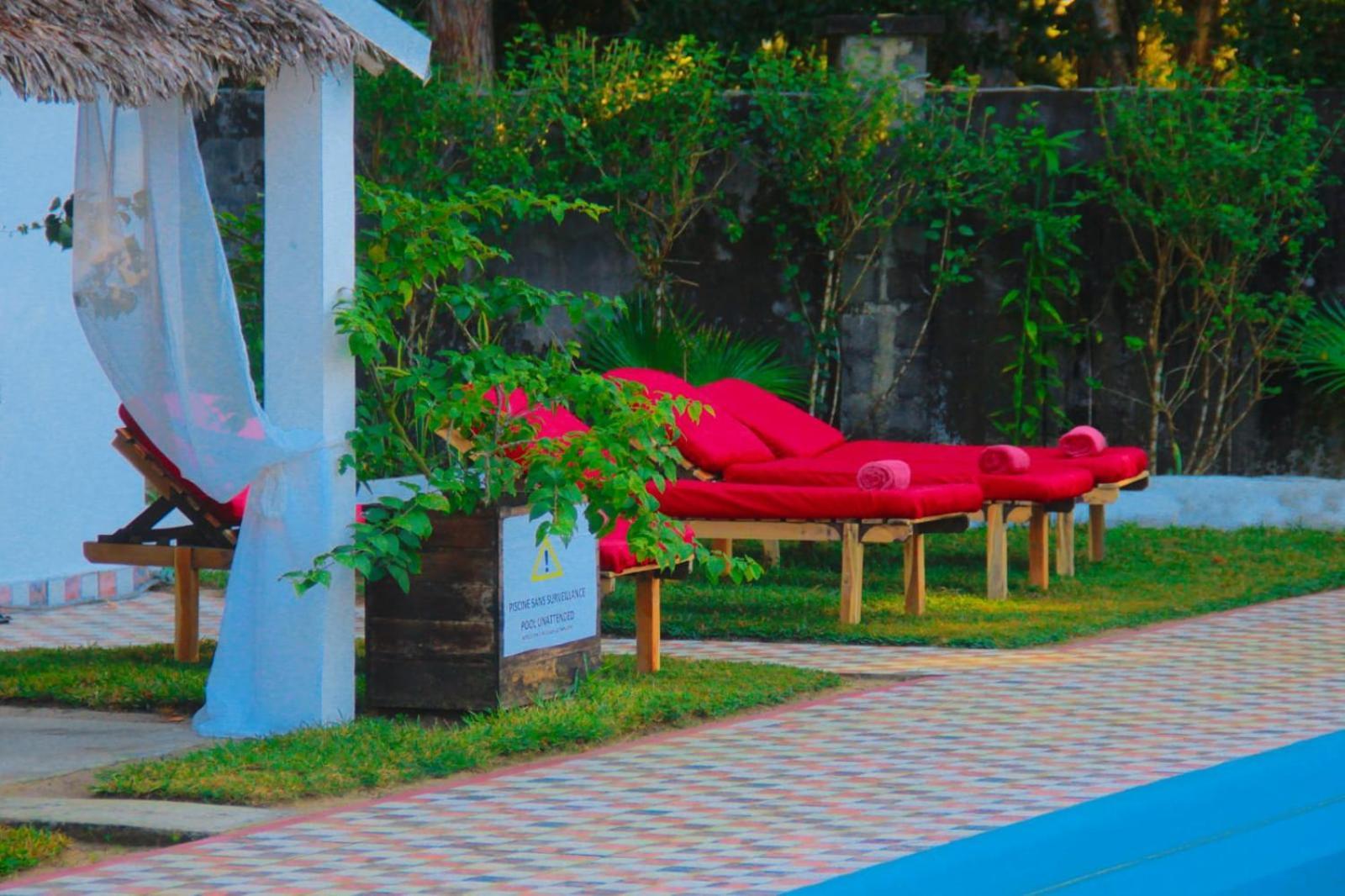 The Sanctuary Lodge Foulpointe Bagian luar foto