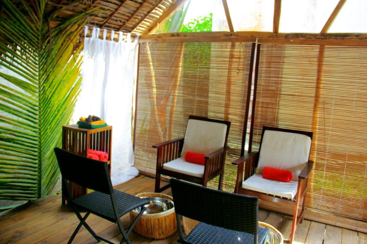 The Sanctuary Lodge Foulpointe Bagian luar foto